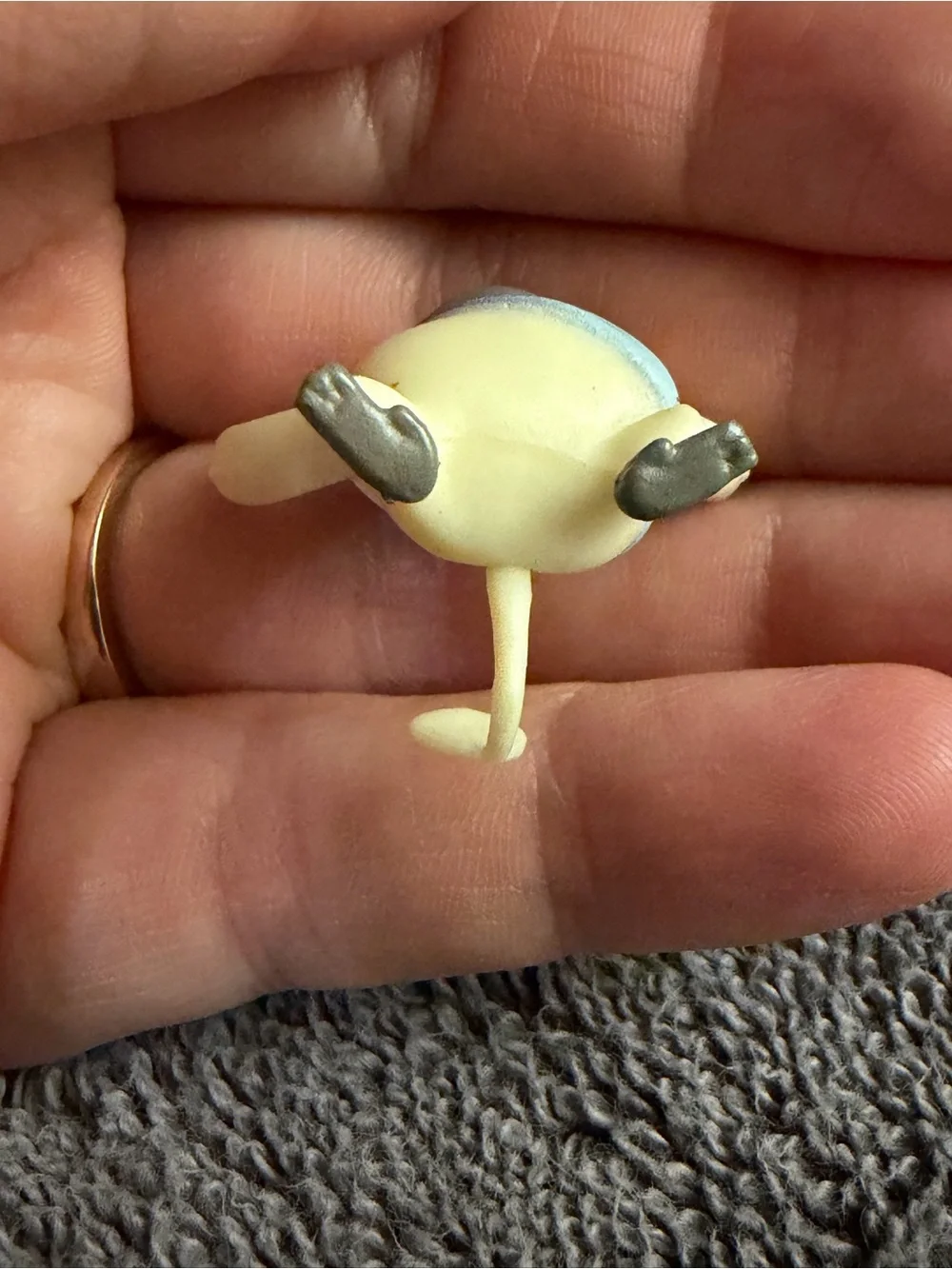 N/A ongis miniature
